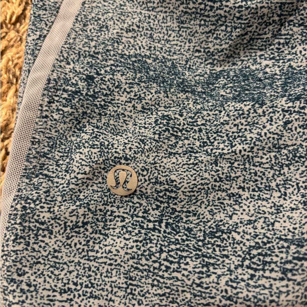 Men's Blue Lululemon Pace Breaker Shorts - Picture 4 of 5